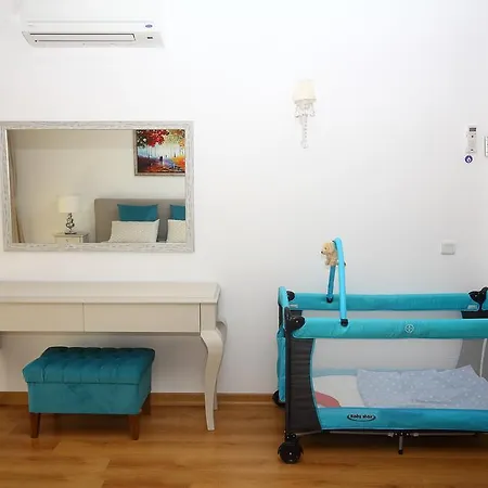 Villa Evoteli Group 5+2 Beaton *
