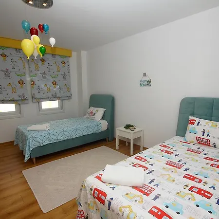 Villa Evoteli Group 5+2 Beaton *